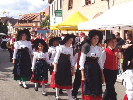 Dorlisheim - Fte de village - Photo G.GUYOT - Gite en Alsace